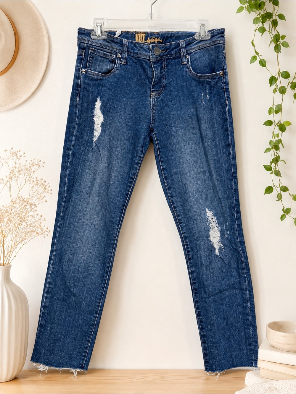 Kut From The Kloth Boyfriend Jeans Distressed Slouchy Raw Hem Denim Size 2 - Picture 14 of 15